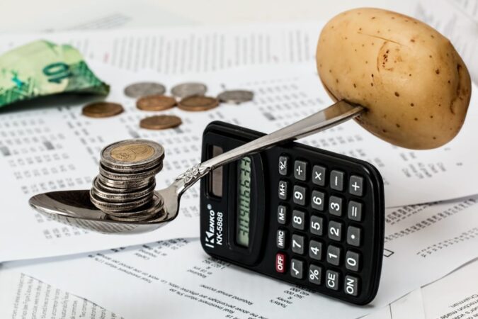 balance-money-market-business-shopping-brand-1061452-pxhere.com_-1024x683